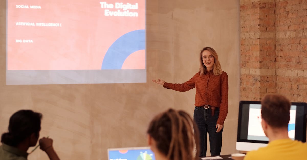 聚名网实名账号：代理注册货拉拉