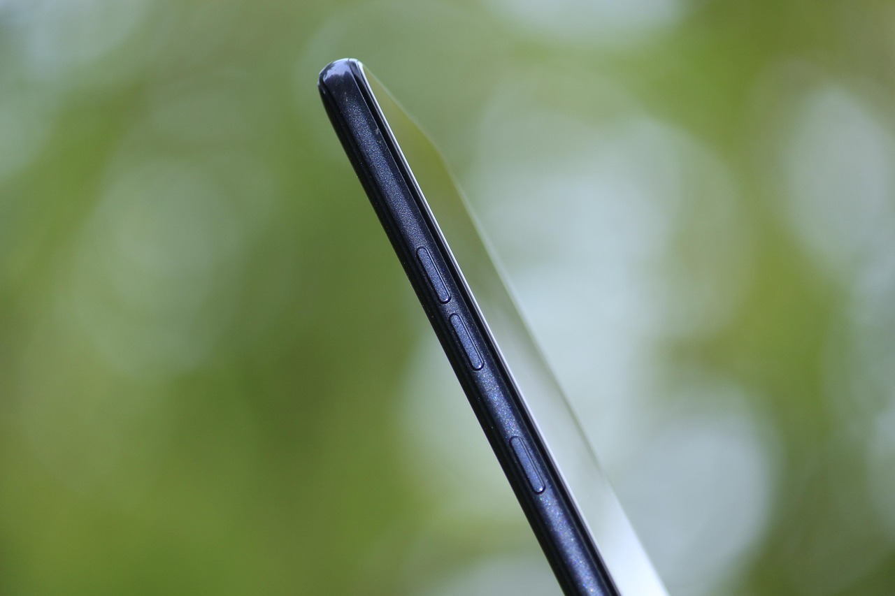 摩天企业营销中的新兴渠道和市场结构的变化